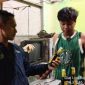 Unit Reskrim Polsek Jatisari Polres Karawang Menyisir Kios Jamu 