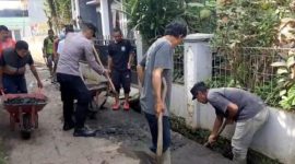 Bhabinkamtibmas Polsek Tarogong Kidul Polres Garut Kerja Bakti 
