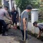 Bhabinkamtibmas Polsek Tarogong Kidul Polres Garut Kerja Bakti 