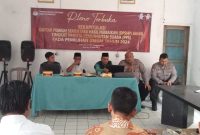 Bhabinkamtibmas Polsek Telagasari Polres Karawang Bersama Polisi RW Hadiri Rapat Pleno Terbuka DPSHP 