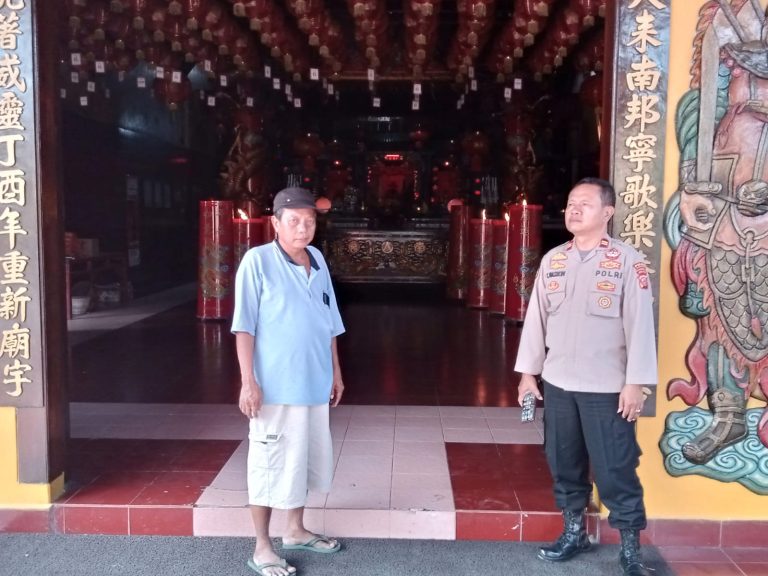 Panit Patroli Polsek Rengasdengklok Piimpin Langsung Giat Patroli dan Pengamanan Hari Waisak