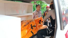 Polsek Leuwigoong Polres Garut Temukan Korban Tenggelam Sungai Cimanuk