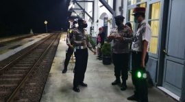 Cegah Tindak Pidana Polsek Kadungora Polres Garut Patroli Malam