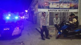 Antisipasi Gangguan Kamtibmas Polsek Wanaraja Polres Garut Patroli Malam