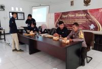 Berikan Rasa Aman Dan Kondusif Polsek Klari Polres Karawang Pam Monitoring Rapat Pleno Rekapitulasi DPSHP Akhir