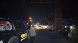 Melalui Patroli Prekat Polsek Tirtajaya Polres Karawang Berupaya Menciptakan Keamanan di lingkungan Penduduk 