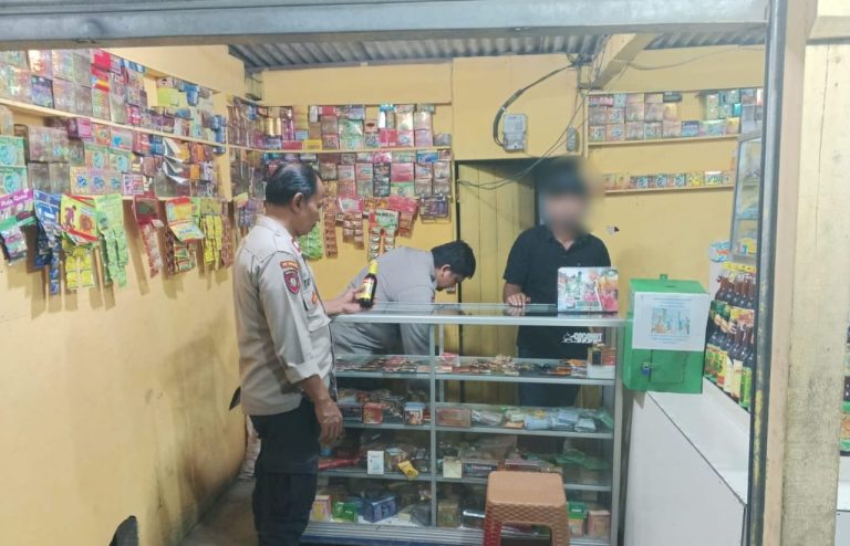 Upaya Preventif Polsek Batujaya Polres Karawang Tekan Peredaran Miras di Wilayah Hukumnya