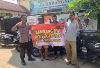 Polisi RW Polsek Cibatu Polres Garut Jalin Kedekatan Emosional Dengan Warganya