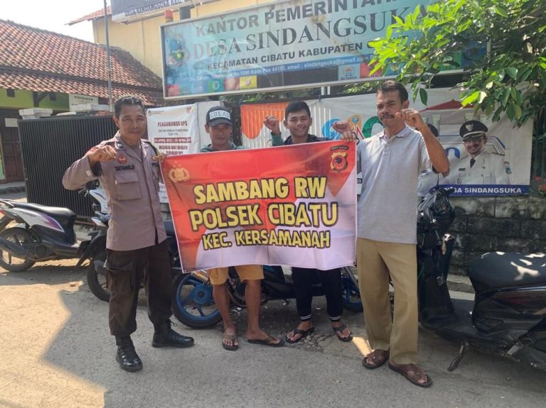 Polisi RW Polsek Cibatu Polres Garut Jalin Kedekatan Emosional Dengan Warganya