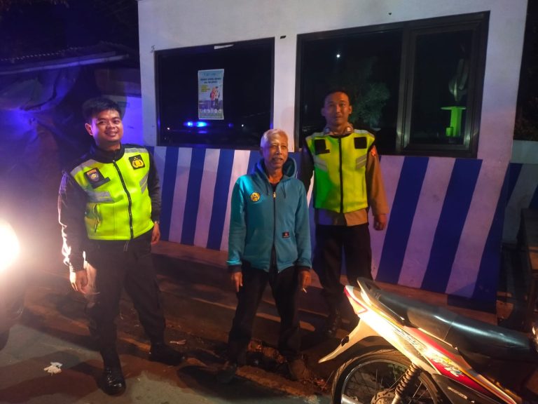 Tanggapi Keluhan Masyarakat Akan Balap Liar Polsek Karangpawitan Polres Garut Laksanakan Patroli Lautan Biru 