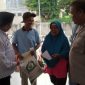 Bhabinkamtibmas Polsek Karawang Kota polres Karawang Awasi Penyaluran BPNT 