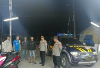 Kapolsek Pedes Polres Karawang Pimpin Anggota Laksanakan Patroli Dini Hari Cegah Kejahatan di Wilayah Hukum Polsek Pedes