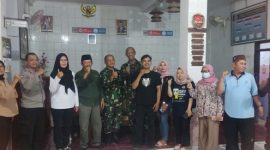 Wujud Sinergitas TNI-Polri Babinsa dan Bhabinkamtibmas Polsek Pasawahan Polres Purwakarta Lakukan Patroli Bersama