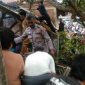Polsek Malangbong Polres Garut Cek TKP Kebakaran Rumah Permanen