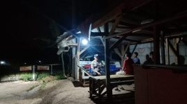 Bhabinkamtibmas Polsek Sukatani Polres Purwakarta Rutin Laksanakan Kontrol Ronda Malam