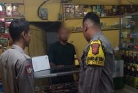 Unit Reskrim Polsek Batujaya Polres Karawang Razia Miras Botolan
