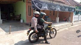 Patroli Bersama Wujudkan Sinergitas Babinsa dan Bhabinkamtibmas Polsek Pasawahan Polres Purwakarta Semakin Solid