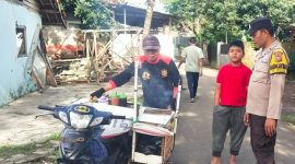 Bhabinkamtibmas Polsek Purwakarta Sambang dan Himbauan Warga Masyarakat di Wilayahnya