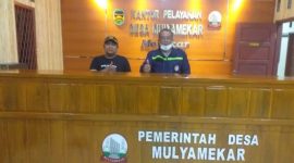 Bhabinkamtibmas Polsek Purwakarta Kontrol Piket Kantor Desa Mulyamekar Berikan Himbauan Kamtibmas