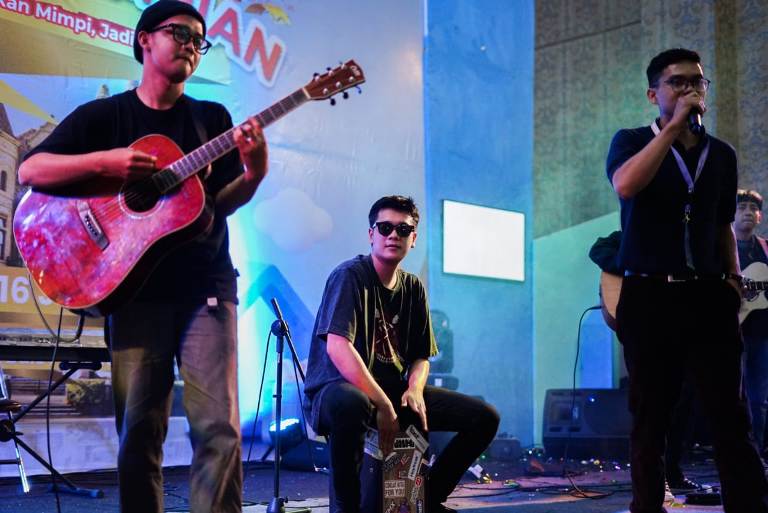 Dari Iseng Bermusik Melahirkan Sebuah Karya Lagu Kadiskominfo Garut Apresiasi Second Floor