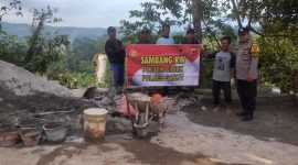 Polsek Cibiuk Polres Garut Sukseskan Program Polisi RW Agar Dapat Mendengar Keluhan Warga Secara Tatap Muka Langsung