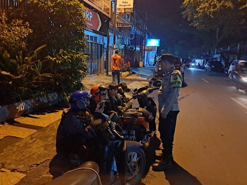 Polsek Tarogong Kidul Polres Garut Laksanakan Patroli Dialogis