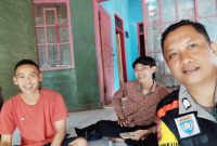 Memelihara Kamtibmas Bersama Bhabinkamtibmas Polsek Leuwigoong Polres Garut  