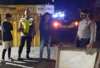 Unit Samapta Polsek Tarogong Kidul Polres Garut Berikan Rasa Nyaman Kepada Masyarakat di Malam Hari
