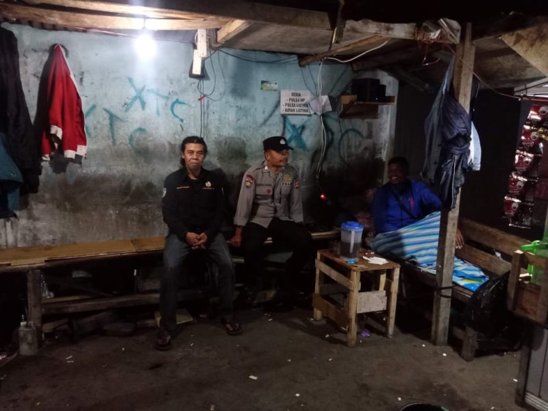 Upaya Polsek Bayongbong Polres Garut Pelihara Situasi Kamtibmas Yang Aman Dan Nyaman