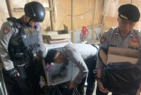 Hasil Ops Berantas Premanisme Sat Samapta Polres Garut Temukan Puluhan Botol Miras