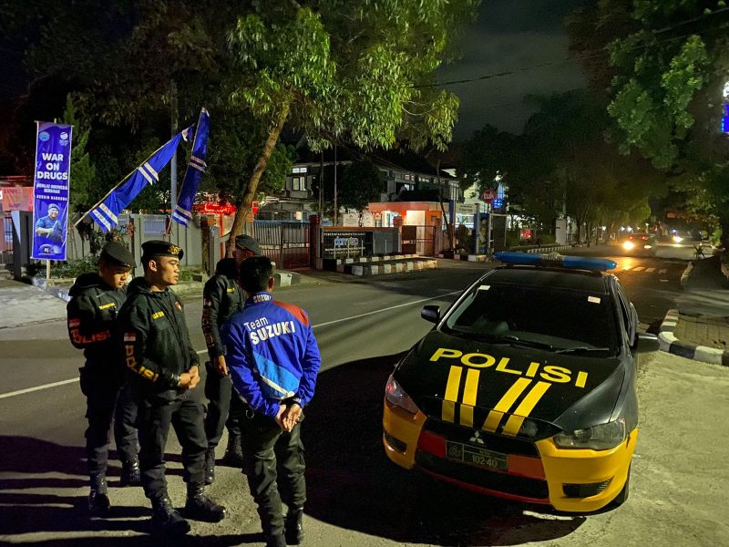 Kasat Samapta Polres Garut Bersama Anggota Gencar Patroli Antisipasi Kejahatan Malam