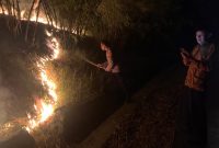 Kuntung Rokok Jadi Petaka Polsek Cibatu Polres Garut Cek TKP Lahan Makam Congkrang