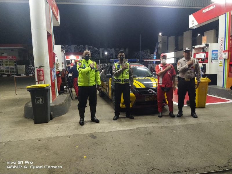 Antisipasi Tindak Pidana Kejahatan Polsek Malangbong Polres Garut Lakukan Patroli Dialogis Malam Hari
