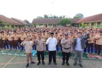 Peserta Didik Baru SMKN 10 Garut Sangat Antusias Mendengarkan Pengarahan Polsek Cilawu Polres Garut Dalam Kegiatan MPLS