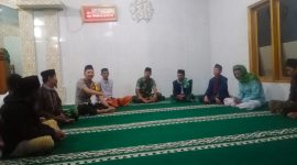 Jum’at Curhat Bhabinkamtibmas Polsek Cilawu Polres Garut Di Masjid Al Iklhas Kiarajanggot