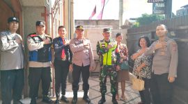 Caption : Polres Garut Pengamanan Kebaktian Gereja Pantekhosta