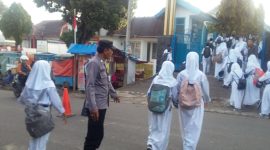 Caption : Giat Rawan Pagi Polsek Cibatu Polres
