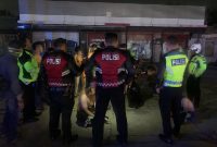 Caption : Tim Presisi Polres Garut amankan pemuda dijalanan