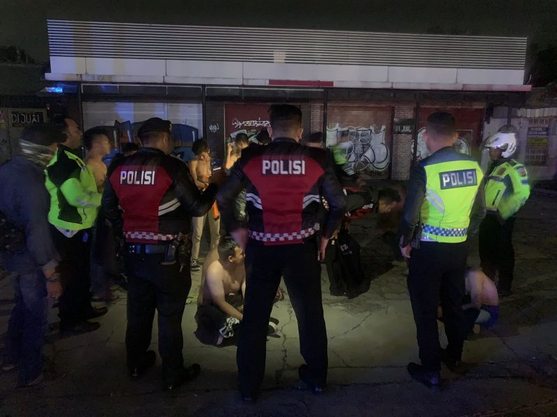 Caption : Tim Presisi Polres Garut amankan pemuda dijalanan