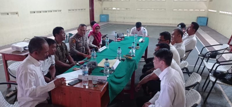 Caption : Ngariung Kamtibmas Kapolsubsektor Peundeuy Polsek Singajaya Polres Garut 