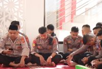 Caption : Polres Garut sedang laksanakan pembinaan rohani dan mental