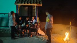 Caption : Polsek Wanaraja kontrol pos ronda