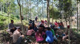 Caption : Polsek Banjarwangi sosailisasikan TPPO