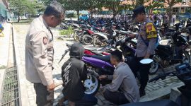 Caption : Knalpot resing berhasil disita Polsek Cikelet