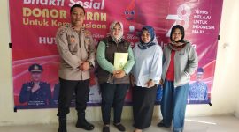 Caption : Polsek Pamulihan giat donor darah