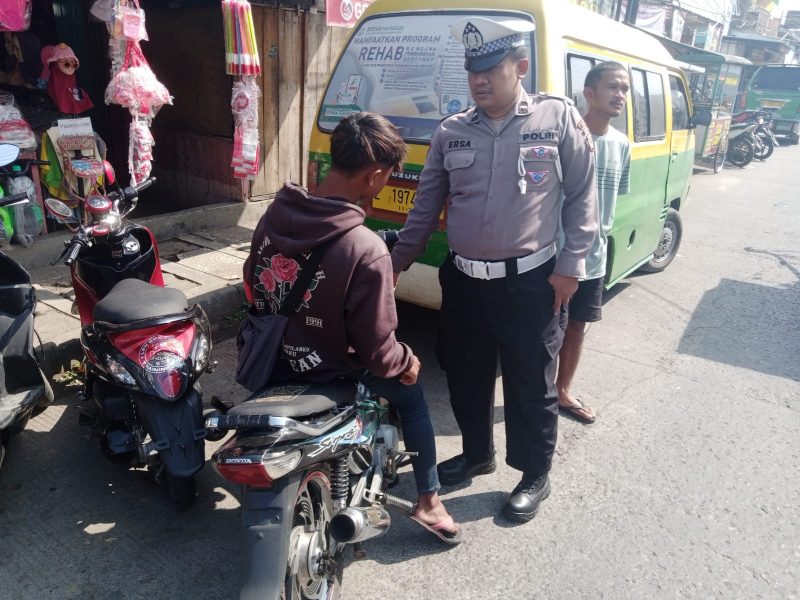 Caption : Puluhan R2 diamankan Polsek Wanaraja