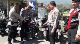 Caption : Polsek Bayongbong razia knalpot brog