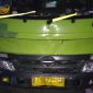 Caption : Truk Box penyok akibat tabrakan beruntun