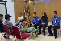 Caption : Polres Garut bersama BNN silaturahmi dengan warga Desa Jati