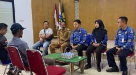 Caption : Polres Garut bersama BNN silaturahmi dengan warga Desa Jati